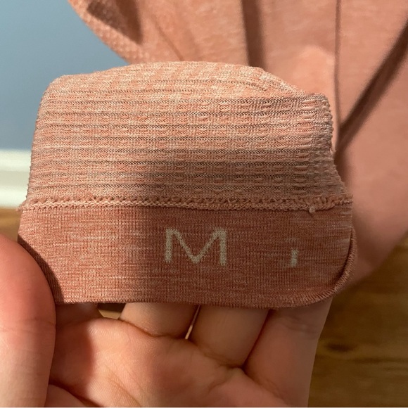 Lululemon Medium Metal Vent Tech Dusty Rose Pink - Picture 4 of 4